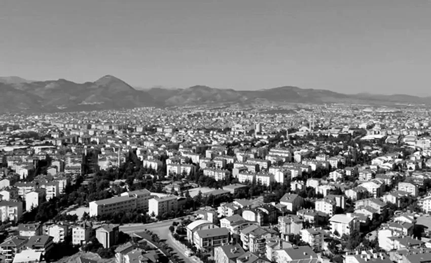 Isparta ili, tarihi boyunca birçok kez depremlerle sarsıldı. Her ne